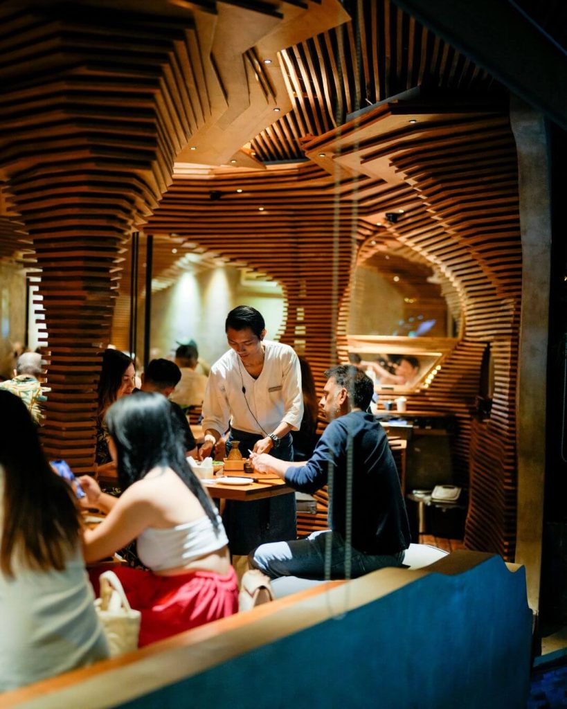 Live Teppanyaki Seminyak: What to Expect at Rayjin Petitenget